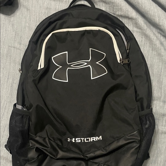 Under Armour Black and White Backpack - Picture 1 of 2